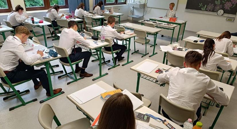 Mérce és mítosz a felnőttkor küszöbén
