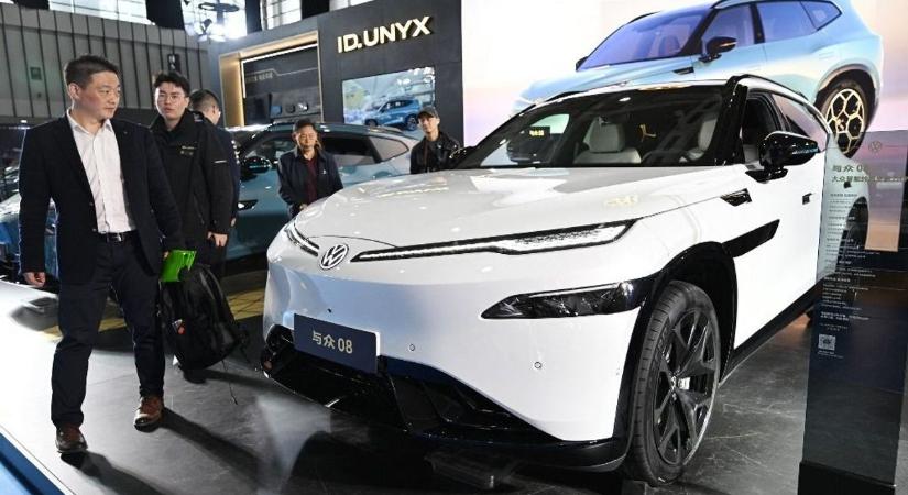 Megfejtették a kínai autóipar titkát, de már figyelmeztetnek: ugyanarra a sorsra juthat a BYD vagy a SAIC, mint az európai társaik