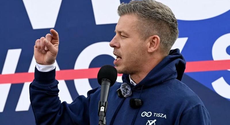 Magyar Péter dühös kirohanása után Karácsony Gergely bedobta a törölközőt