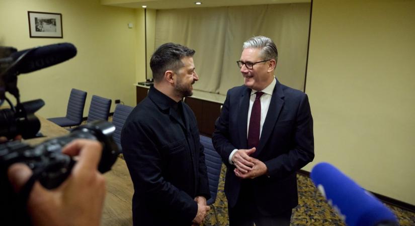Zelenszkij és Starmer Ukrajna támogatásáról és a tárgyalások előkészítéséről folytatott megbeszélést