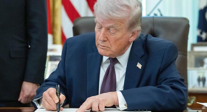 Iráni konfliktus: Donald Trump a Hormuzi-szorost érintő tengerészeti mentőműveletet jelentett be