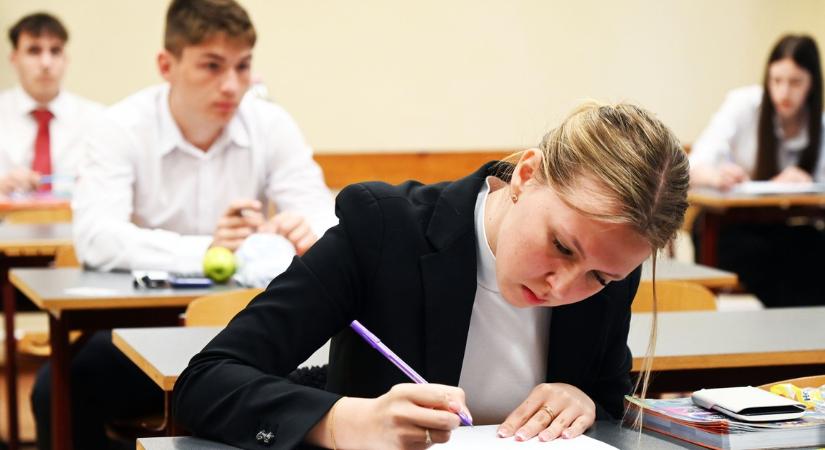 Jókai életpályája és Wass Albert is a feladatok között van az idei magyarérettségin