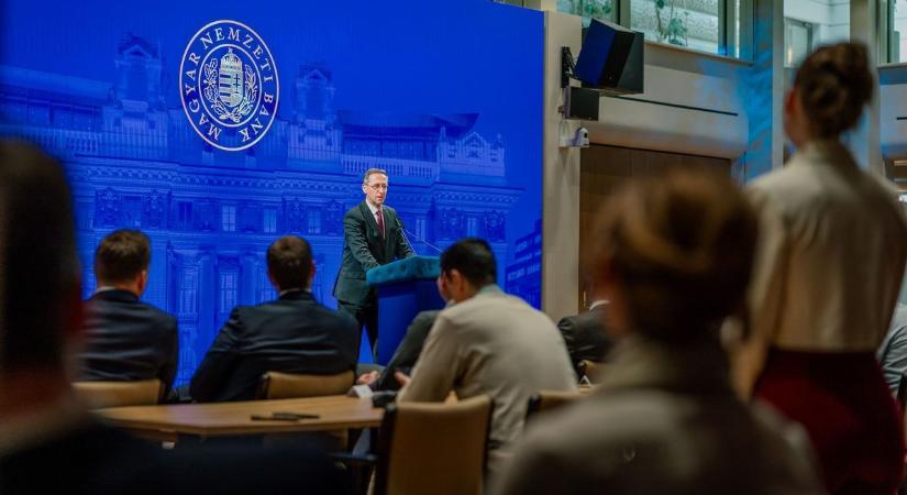 Megérkezett a figyelmeztetés: kockázatos, hogy Magyarország a világ élvonalába került