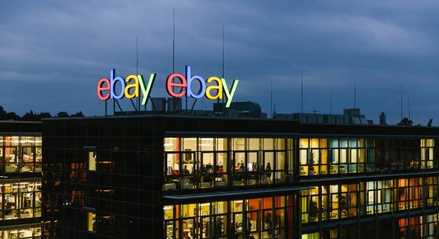 Lényegesen kisebb hal kebelezné be az eBay-t