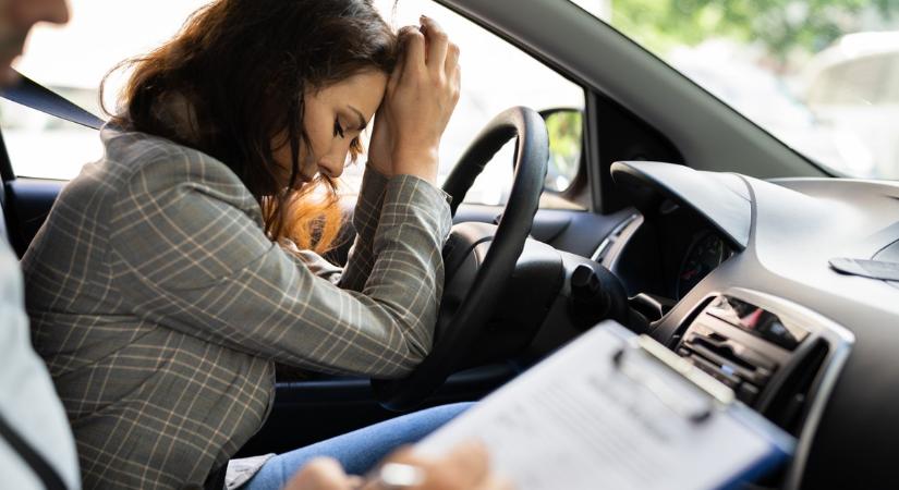 A szorongás árt a teljesítménynek: tippek, hogy ne legyen stresszes a forgalmi vizsgán