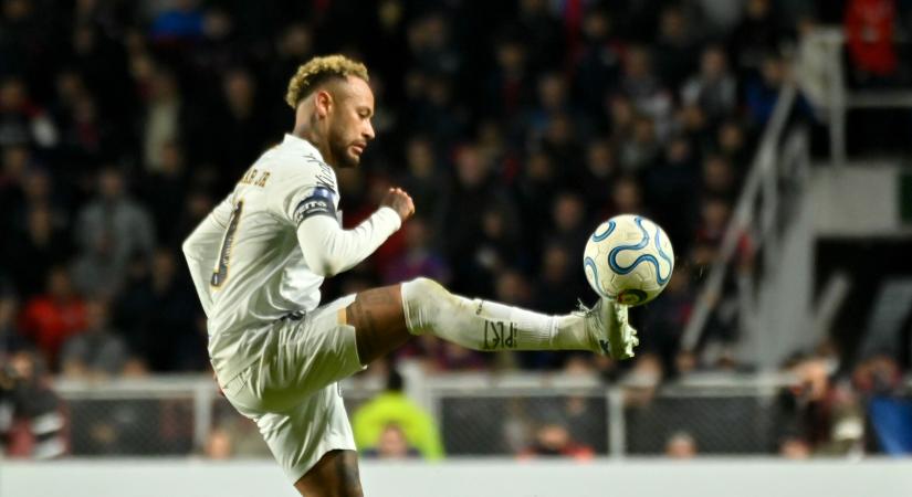 Balhé – Neymar felpofozta csapattársát a Santos edzésén – sajtóhír