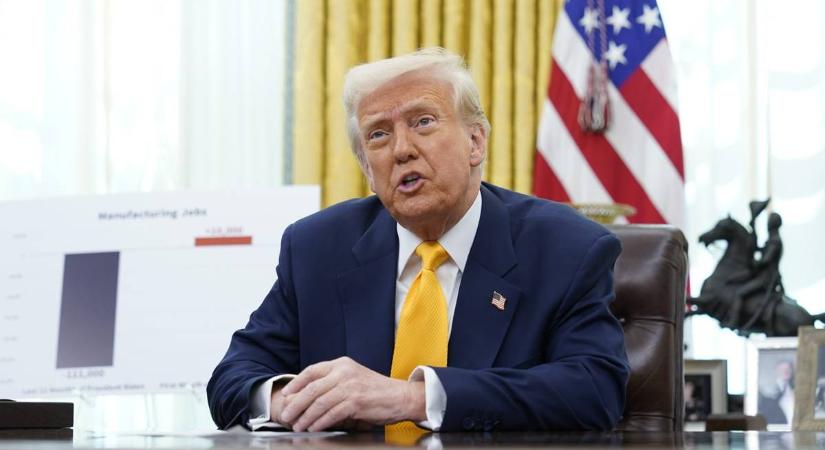 Donald Trump a Hormuzi-szorost érintő tengerészeti mentőműveletet jelentett be