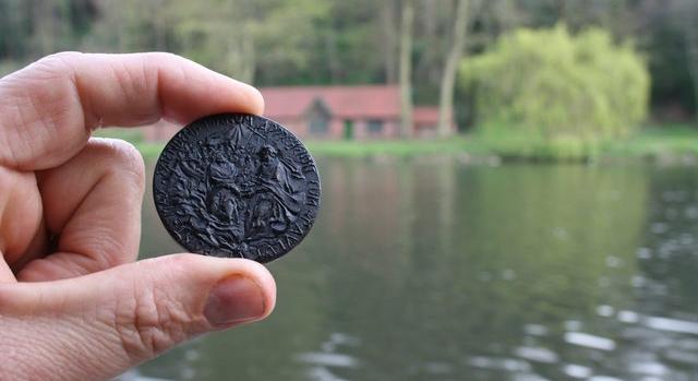 Megfejtették a canterburyi érsek folyóba dobott kincseinek rejtélyét