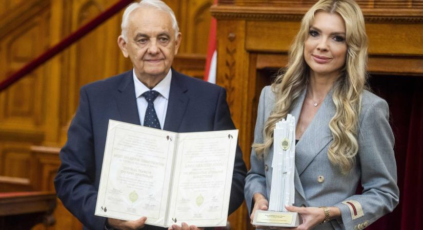 Szalai Viviennek tizenkét éve 96 milliót fizettek egy bulvárkönyvre