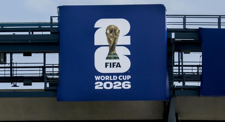 Túl sok pénzt kér a FIFA, lemaradhat a futball-vb-ről a világ két legnépesebb országa