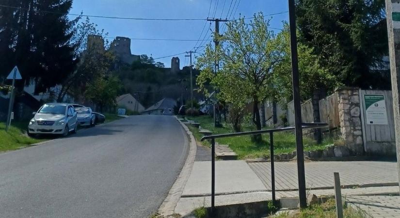 Riadóztatják egymást a bakonyi falvak, kislányok kerülhetnek veszélybe