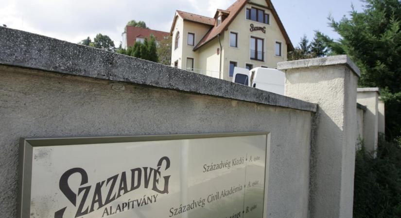 A Fidesz-közeli Századvég bejelentette: függetlenül folytatják
