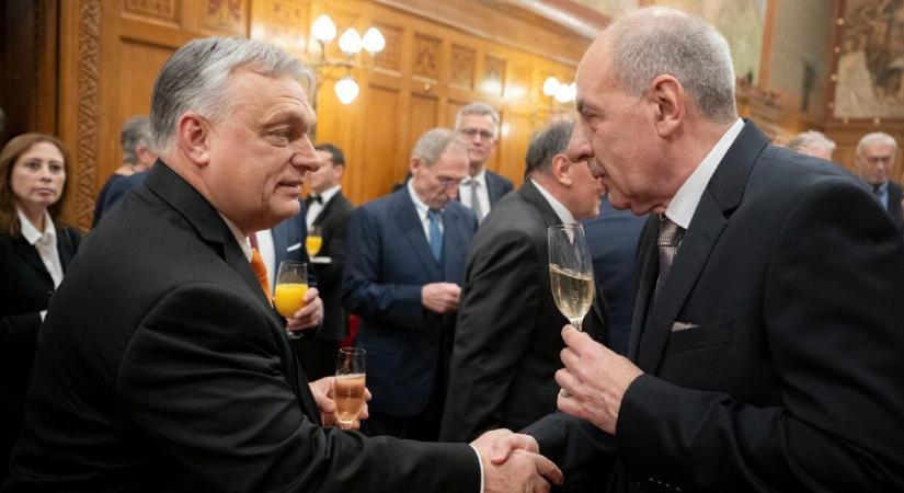 Kinyílt Sulyok Tamás csipája, visszaszólt Orbánnak