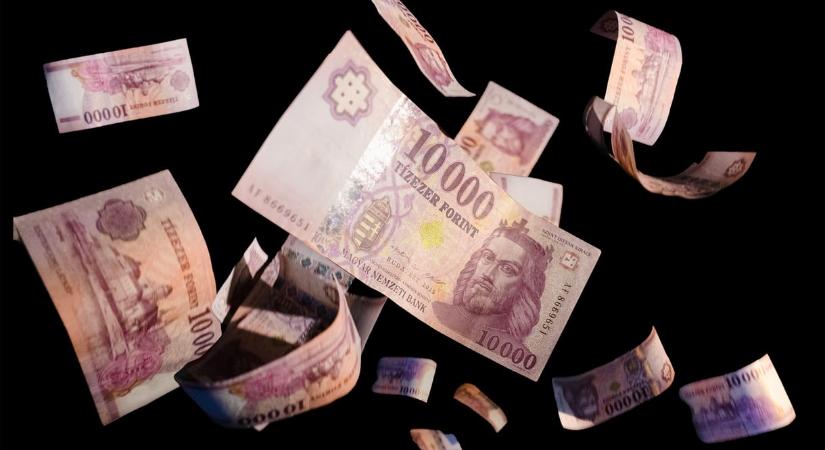 Megmagyarázta a GIRO, miért nem mentek át a magyar bankrendszeren a 20 millió forint fölötti utalások