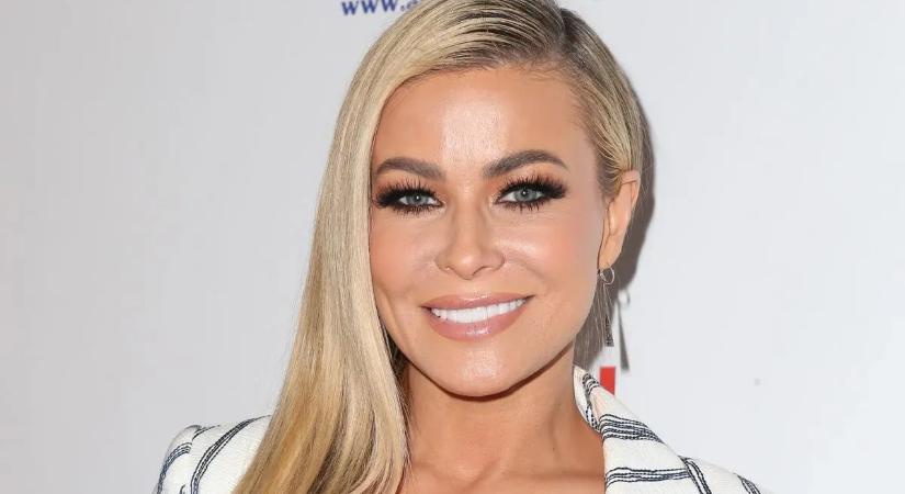 Elfelejtett öregedni: a Baywatch szexi szőkesége bikinire vetkőzve hódított