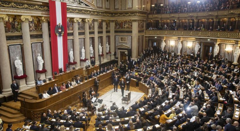 Bekérették a nagykövetet – három orosz diplomatát utasított ki Ausztria