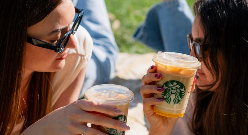 Nyárra hangolva – megérkezett a Starbucks új szezonális kínálata