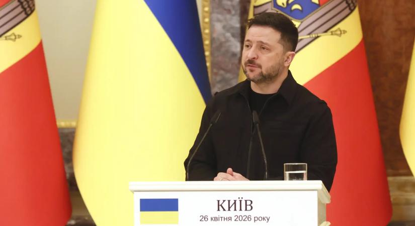 Fegyvernyugvásról döntött Kijev az orosz győzelem napja alkalmából