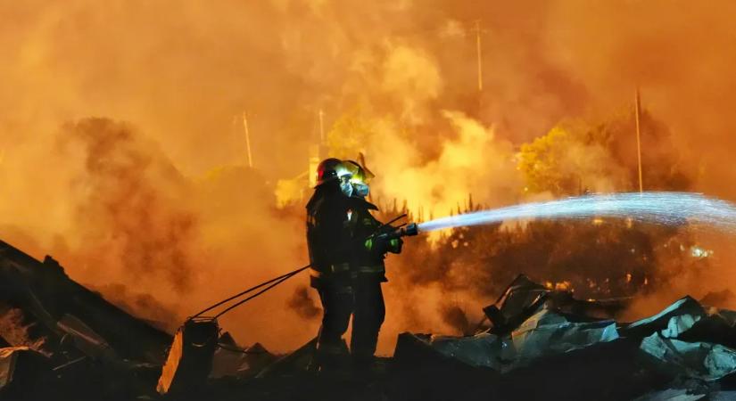Robbanás történt egy kínai tűzijátékgyárban, 21 ember meghalt