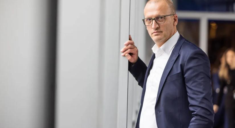 Tarr Zoltán a Balásy-interjúra: Most, hogy a süllyedő hajón megcsúszott a lábuk, hirtelen felfedezték a bűnbánatot