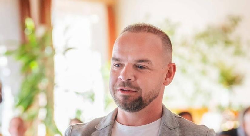 „Nincs duma, csak munka” – így épít jövőt a pályán és az építőiparban Gáspár Tamás