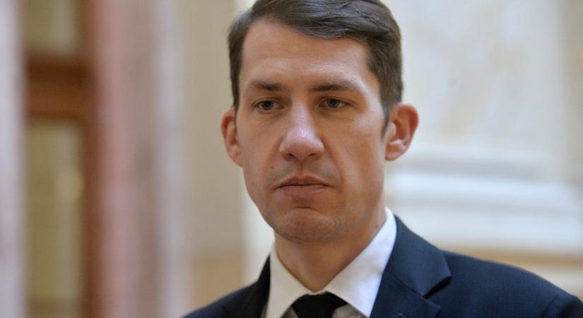 Pásztor: Nem hiszem, hogy változik bármi attól, hogy az ellenzék közleményei most megjelennek az MNT-alapítású médiumokban