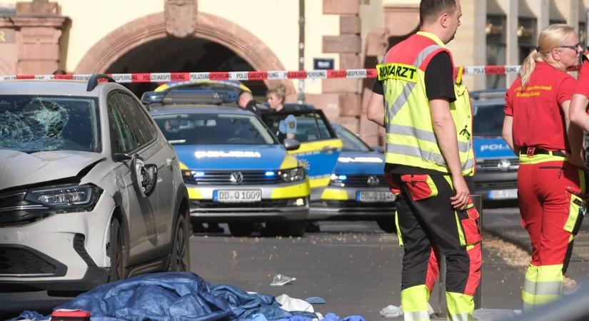 Gyalogosok csoportjába hajtott egy autó Lipcsében, a főpolgármester szerint ámokfutásról van szó