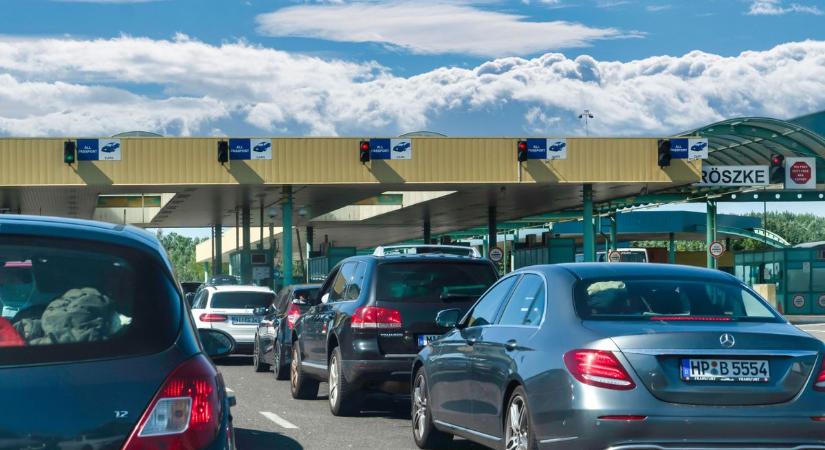 Nem vallotta be, de a határnál kiderült minden, 1500 ampullát próbált becsempészni az országba