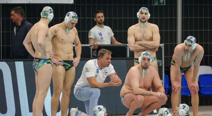 Győzelmi kényszerben ugrik medencébe a Szegedi VE