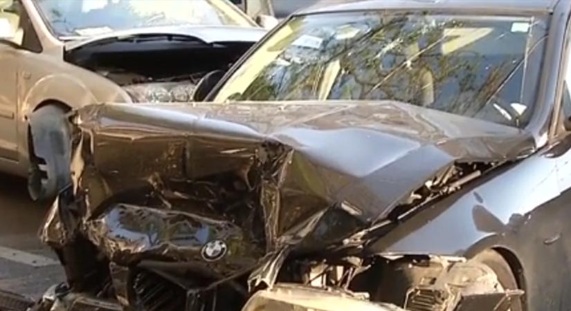 Részeg 24 éves okozott balesetet: többen kórházba kerültek
