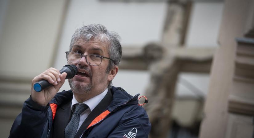 Hadházy Ákos: Egy paksi közbeszerzési tanácsadó cégnek is jutott az NKA pénzeiből