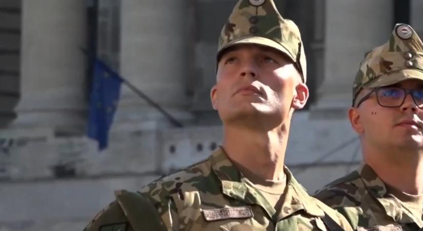 Orbán Gáspárnak nem kell visszafizetnie a katonai kiképzés költségeit