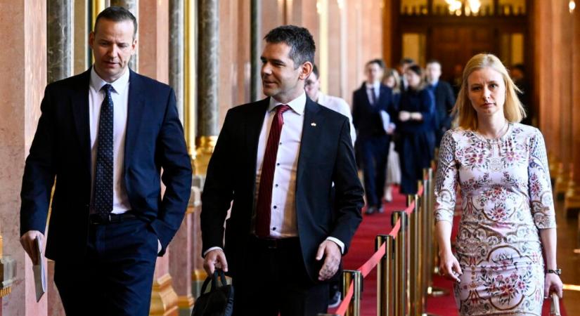 Munkaviszonyhoz kötné a családi pótlék emelését a Mi Hazánk