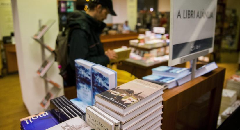 Román könykiadót vásárolt fel a Libri-Bookline