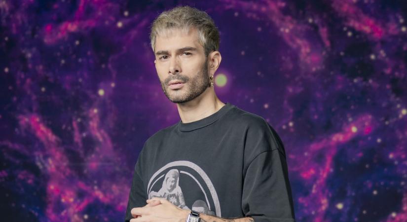 Melltartó nélkül pózolt ByeAlex exe - észbontóan szexi fotósorozat készült a modellről
