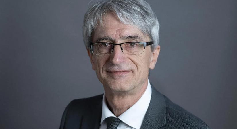 Pósfai Mihályt választották az MTA elnökévé