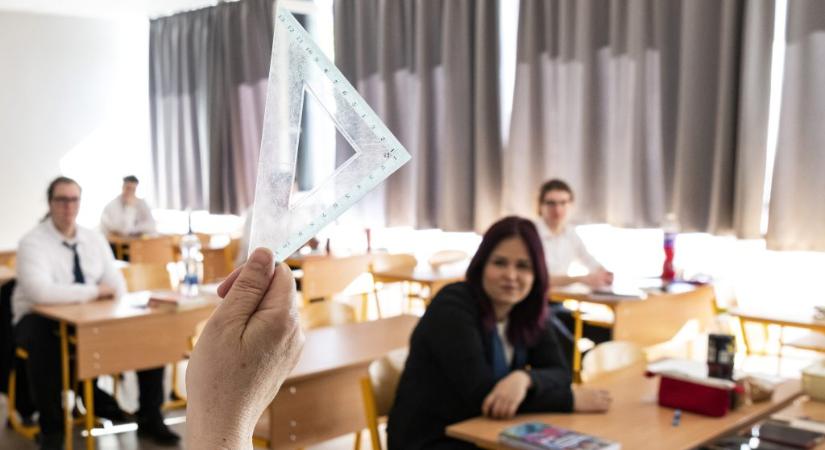 Matekérettségi: nem volt nehezebb, mint az előző évek feladatsora