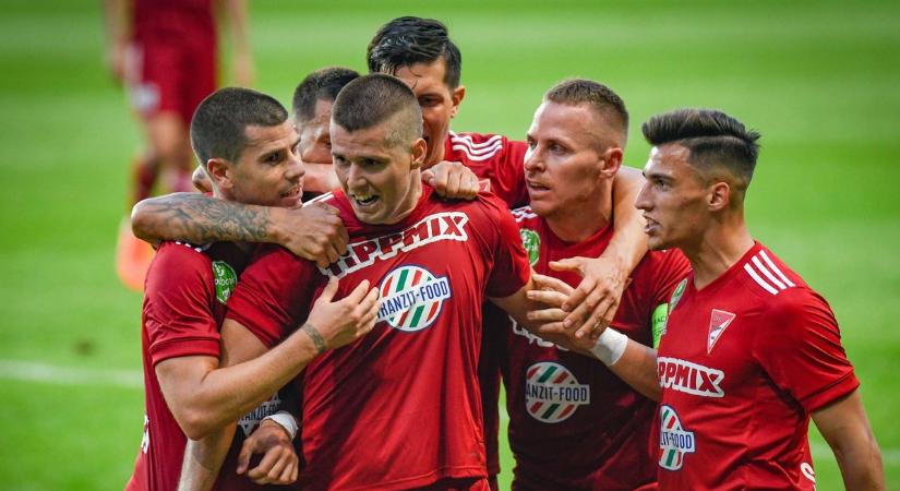 Döbbenet! Az egykori DVSC-játékos megdöntötte Lewandowski Guinness-rekordját – videóval