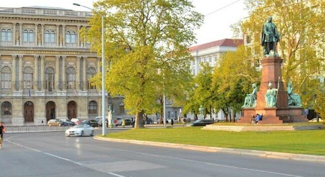 MTA-közgyűlés - Megválasztották az MTA új elnökét, Pósfai Mihály lett