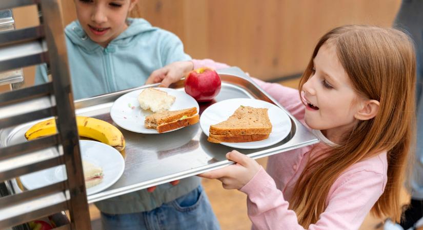 Megváltoznak az iskolai menzák, jöhetnek a vitaminpultok