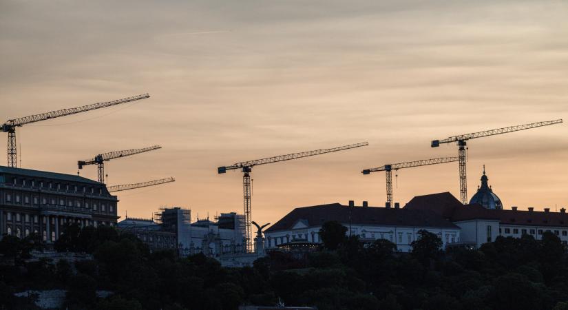 Elképesztő összeg menthetné meg a teljes lejtmenettől a magyar építőipart