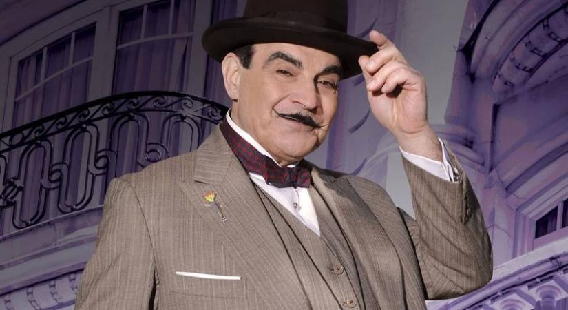 A Poirot sorozat főszereplője már 80 éves: bajusz nélkül, ősz hajjal és szemüvegben felismernéd David Suchet-et?
