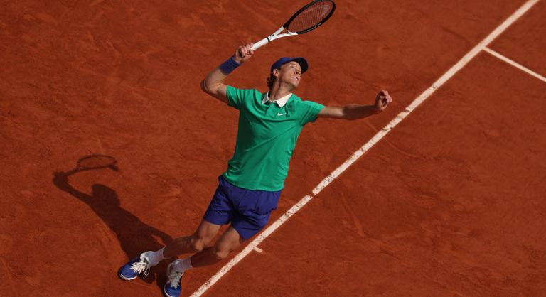 A női és férfi világelső elégedetlenségét fejezte ki a közelgő Roland Garros díjazása kapcsán