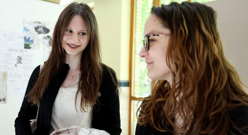 Meglepően könnyű volt a matekérettségi, de egy feladat kifogott a diákokon