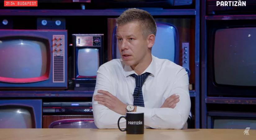 Magyar Péter már első közéleti megszólalásában is Balásy Gyulát és a túlárazott szerződéseit emlegette