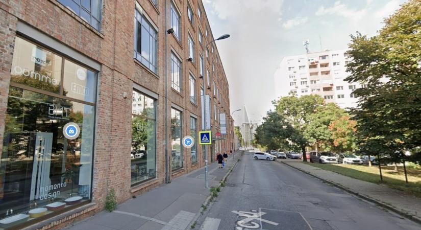 A Digitális Szuverenitás Központ, a Megafon és vele a Patrióta is költözik a Perc utcai irodaházból