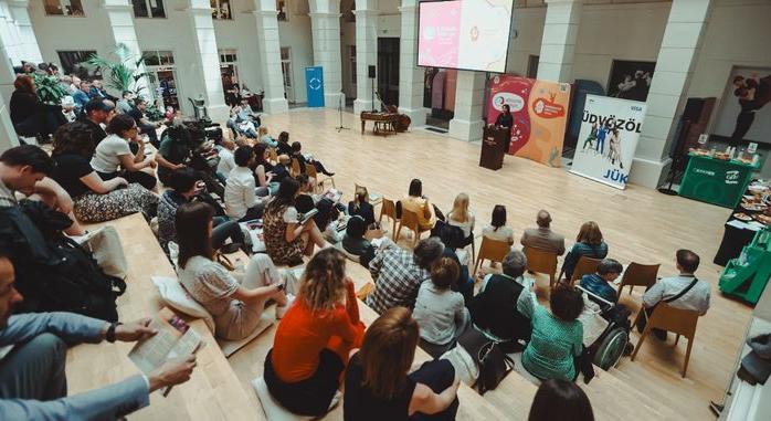 MŰVÉSZETEK VÖLGYE – Tíz nap alatt 4500 program