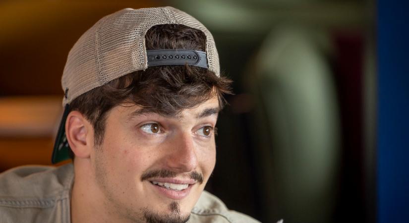 Kóstolgatja egymást a Megasztár új zsűrije! T.Danny nekiment Marics Petinek