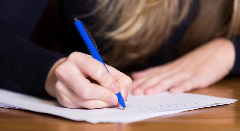 Érettségi: 6 bevált tipp a vizsgadrukk leküzdéséhez – A feladatlap felett is segítenek