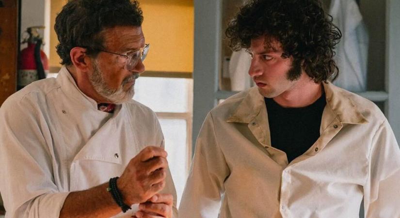 A fiatal Anthony Bourdaint Antonio Banderas tanítja a konyhaművészetre – trailer